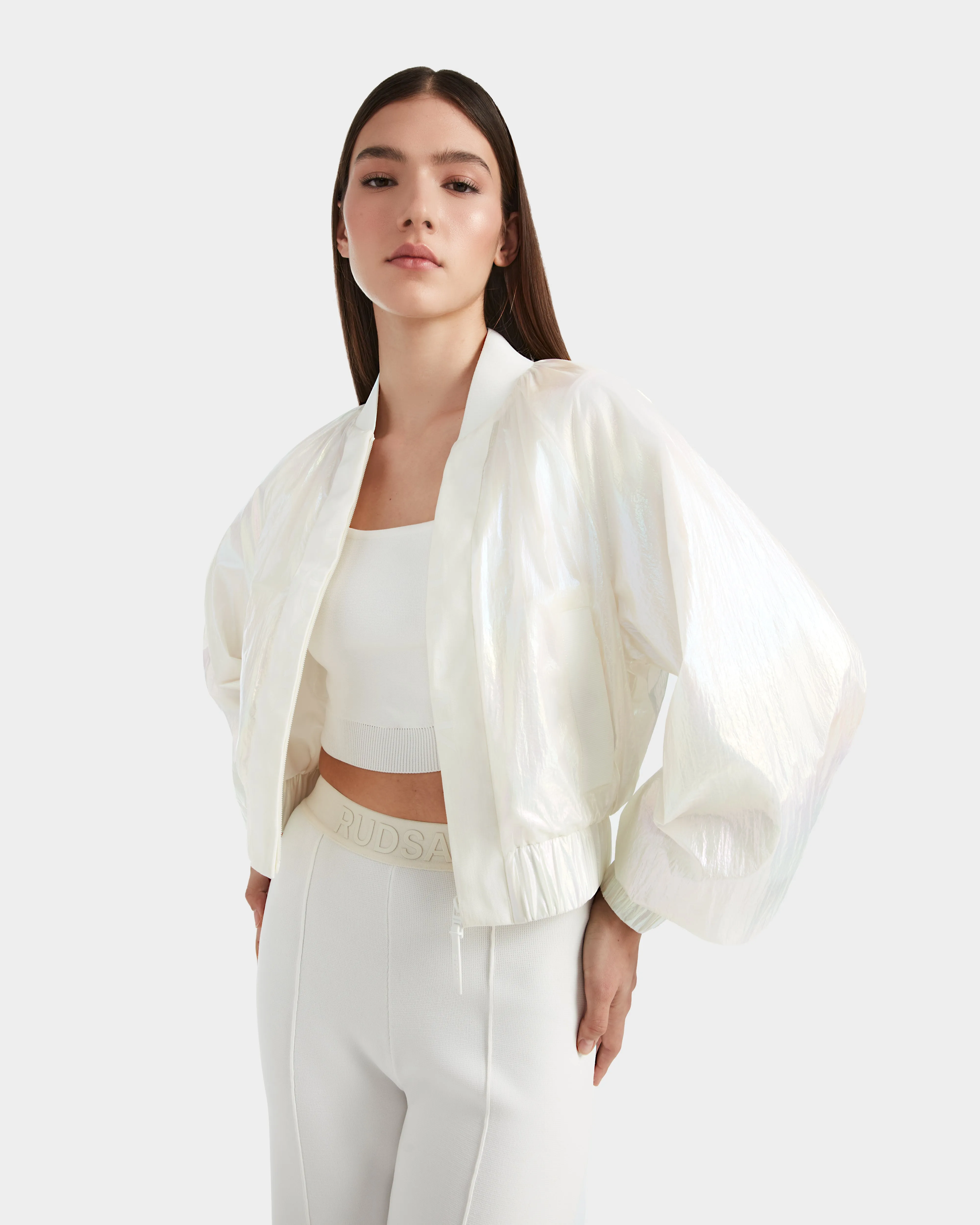 JEN - 8124000 Iridescent Eggshell