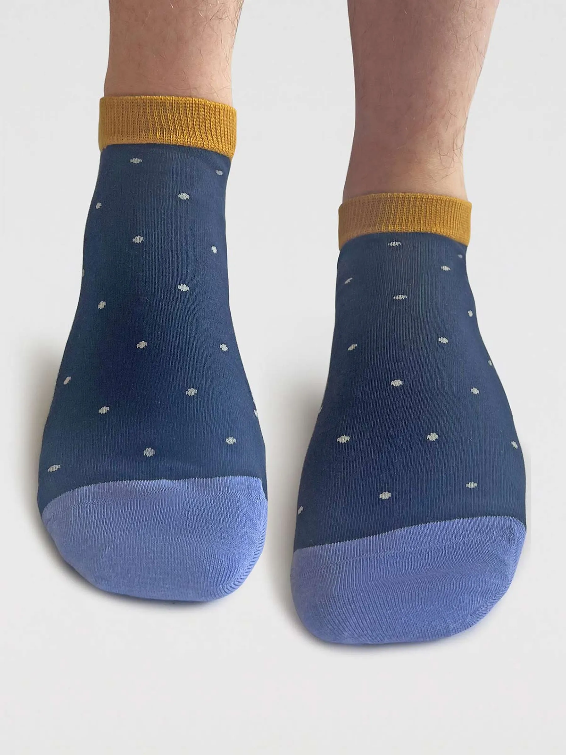 Mens Griffin Pattern Organic Cotton Trainer Socks - Navy