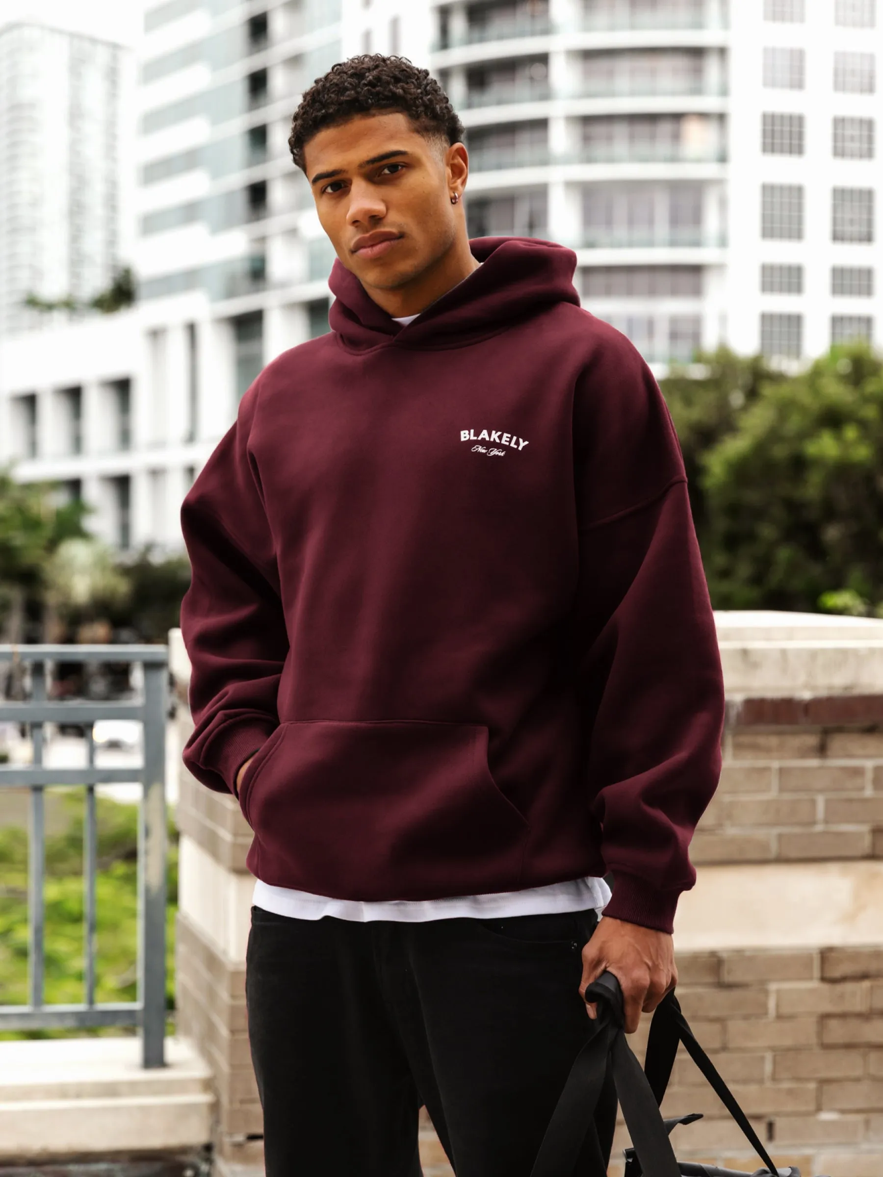 NY Crest Relaxed Hoodie - Classic Burgundy