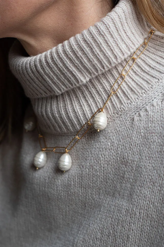Shyla Remy Pearl Necklace