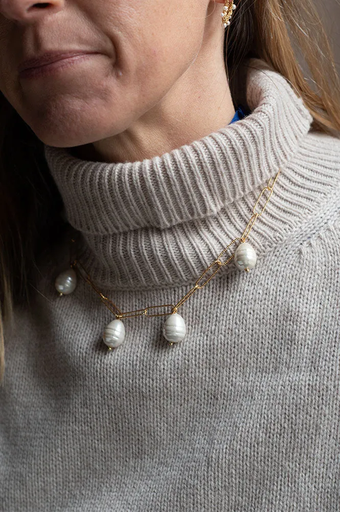 Shyla Remy Pearl Necklace
