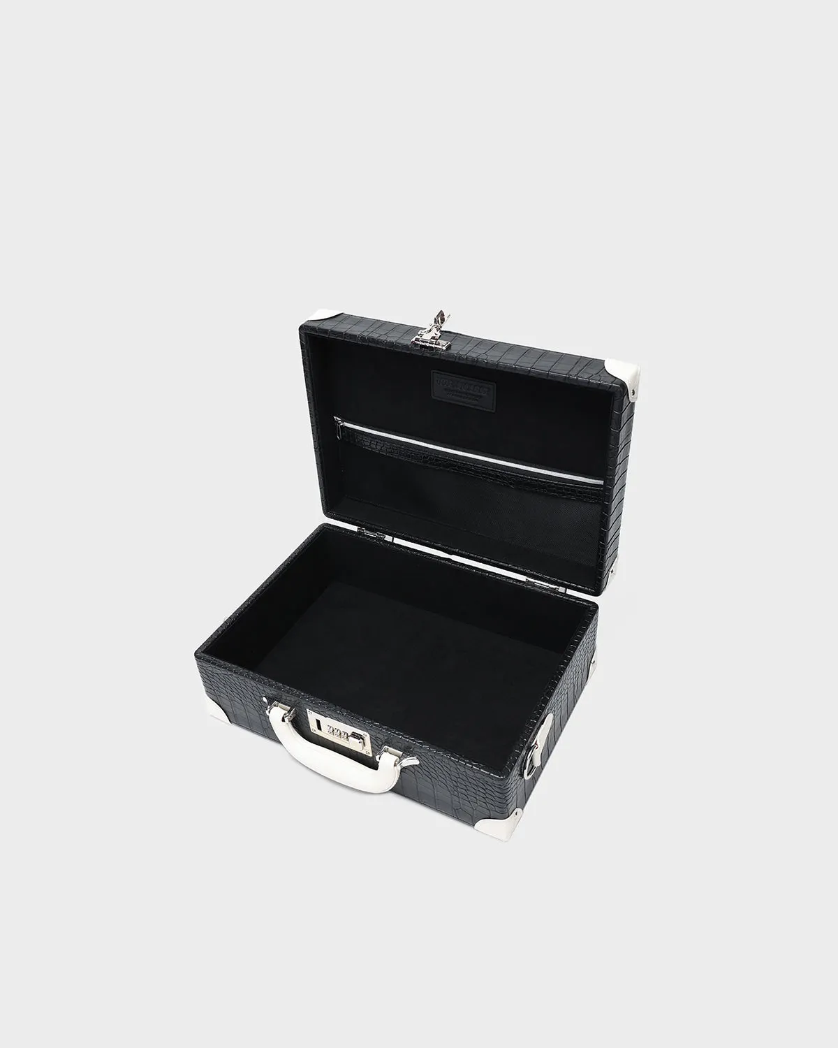 T&C Bastion Briefcase in Black