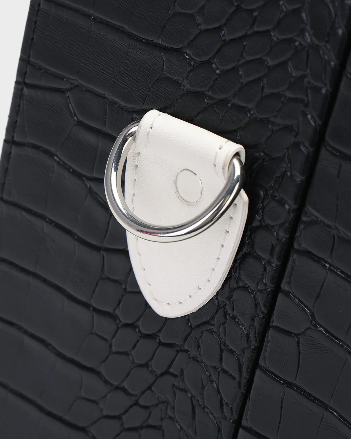 T&C Bastion Briefcase in Black
