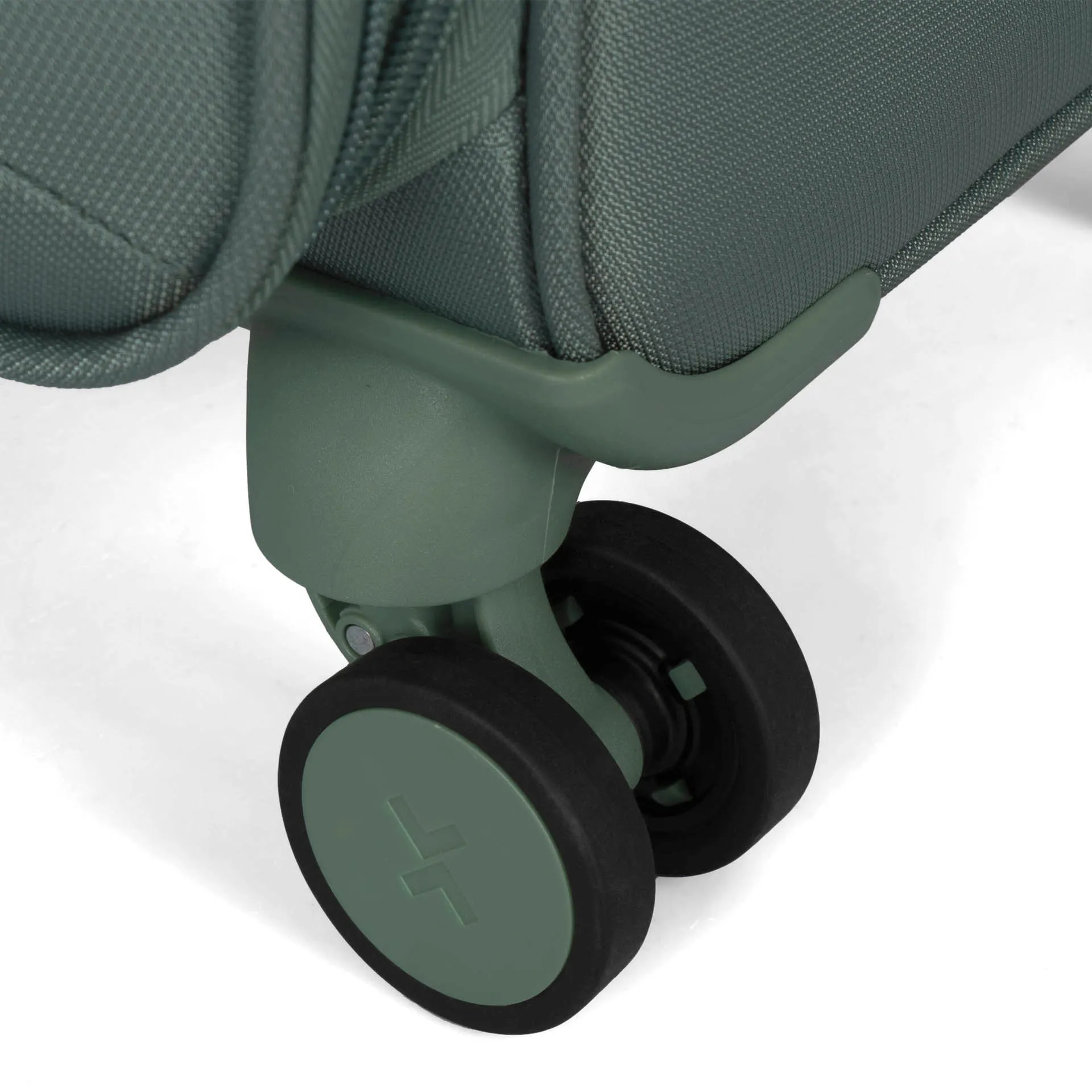 Verona Softside 26.5 Luggage