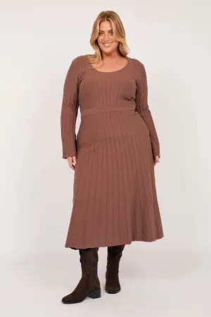 Waisted Knitted Dress in Cacao