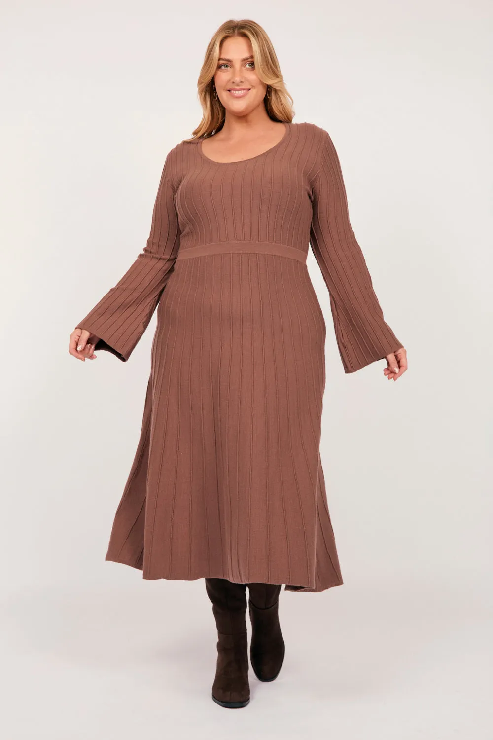 Waisted Knitted Dress in Cacao
