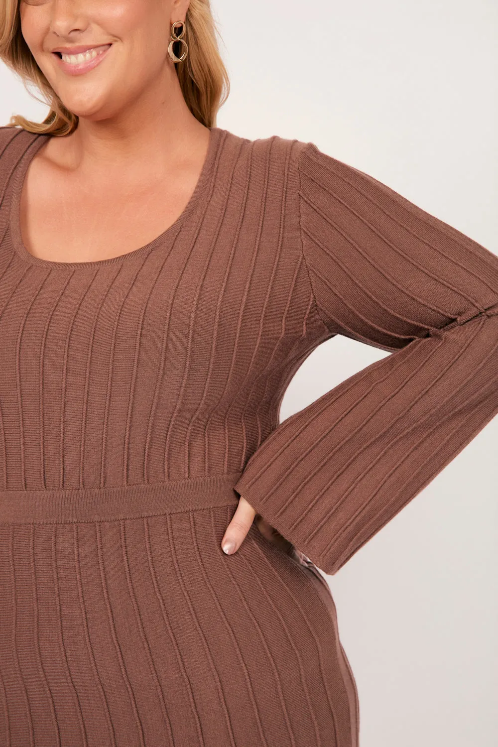 Waisted Knitted Dress in Cacao